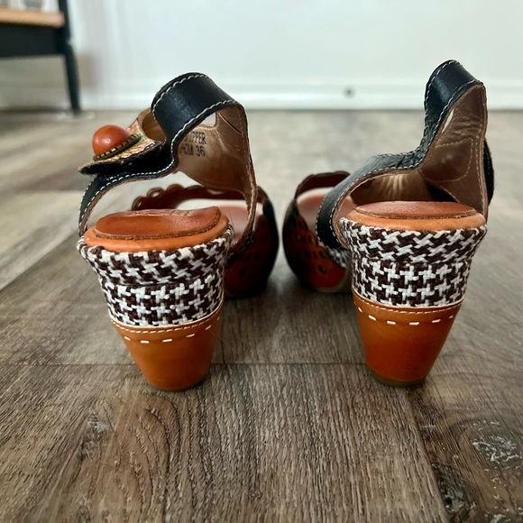 L’Artiste Leather Jive Sandals - Picture 5 of 8